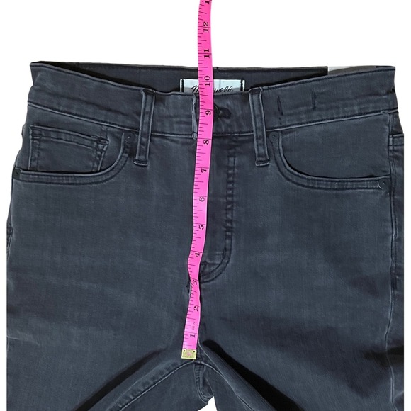 Madewell 9" Mid-Rise Skinny Jeans in Black Sea Distressed Denim Size 26 NWT - Picture 8 of 11